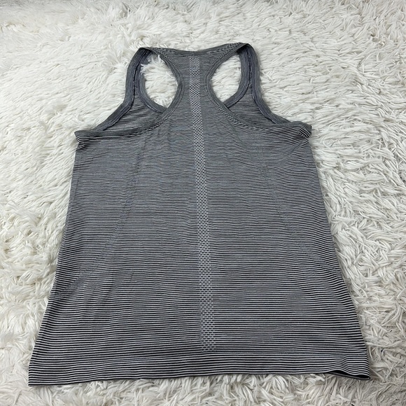 Lululemon Swiftly Tech Tank Hyper Stripe - Picture 3 of 4